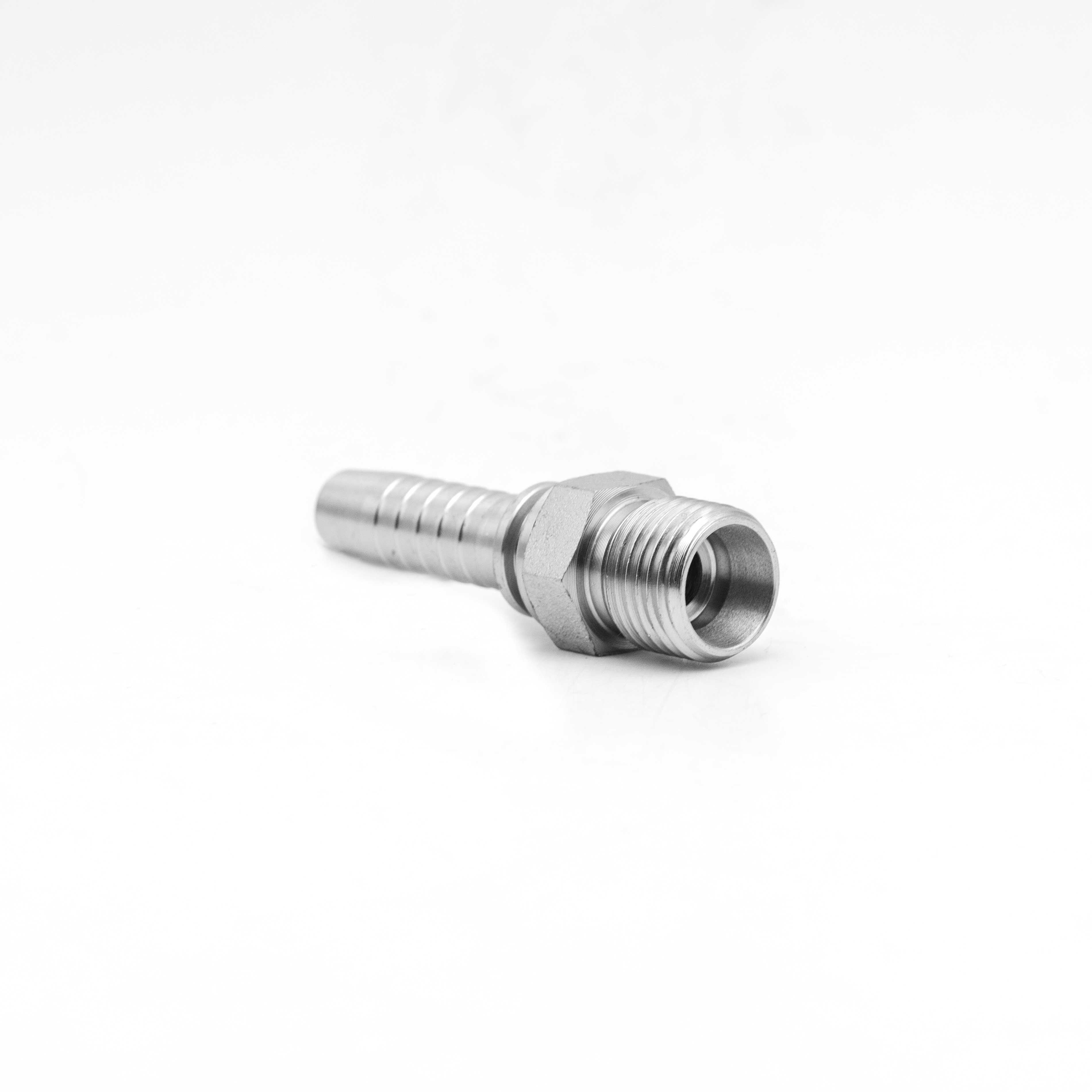 10513 Metric external thread 24 internal cone heavy duty series connector